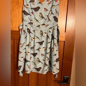 Dress .  Birds .